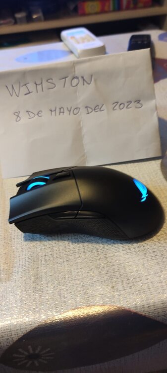 33233a5a-7bf4-48b3-b5dd-0ba6b08be774.jpg