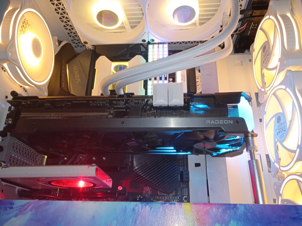 986357492_gpu(4).thumb.jpg.27fff0f1cff5a930155611e241ea8d19.jpg