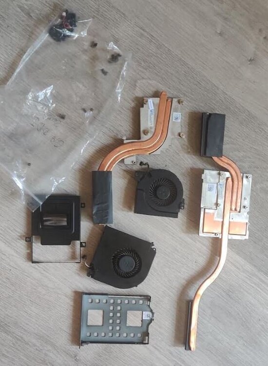 dell11.thumb.JPG.489faf4a1fc0200d99d3e04d08fe1584.JPG