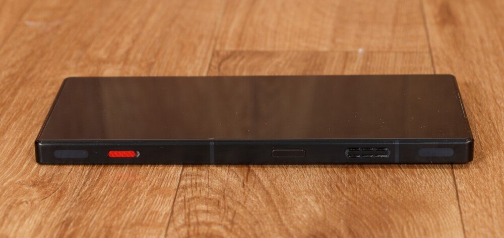 REDMAGIC8SPRO03.thumb.jpg.8ef008f68e049a6e49ebf0407edd0791.jpg