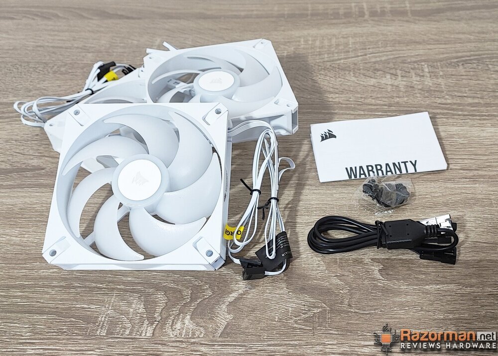 CORSAIR AR120 RGB (1).jpg