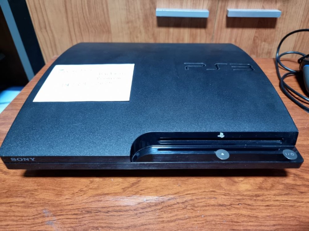 2ps3.thumb.JPG.8cfdfeb5b4c8ffe5d5a2d933c70a76c4.JPG