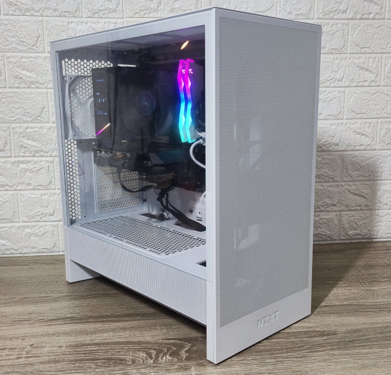 NZXT H5 FLOW (26).jpg